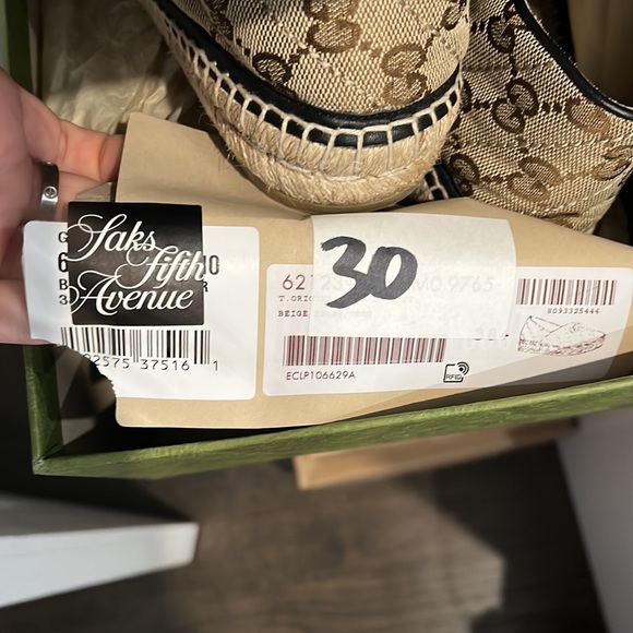 Gucci women’s GG MATELASSÉ CANVAS ESPADRILLE 38.5 - Picture 8 of 8